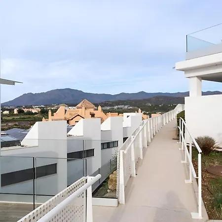 Апартаменти Le Mirage Modern With Sea Views
