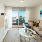 Апартаменты Le Mirage Modern With Sea Views Эстепона