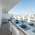 Le Mirage Modern With Sea Views Apartment *
