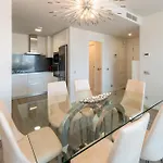 Апартаменты Le Mirage Modern With Sea Views