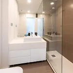 Le Mirage Modern With Sea Views Apartment *
