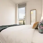 Le Mirage Modern With Sea Views Apartment *