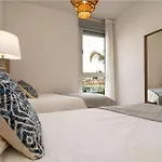 Апартаменты Le Mirage Modern With Sea Views *